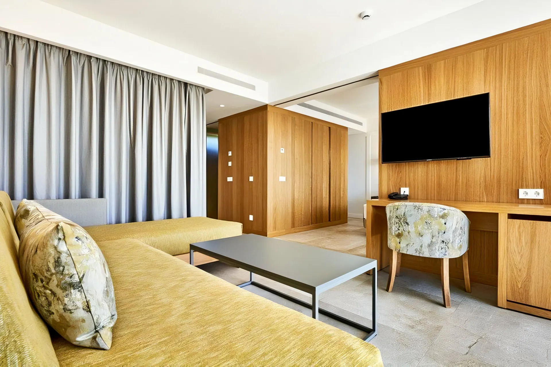 Insotel Punta Prima Prestige Suites  Spa