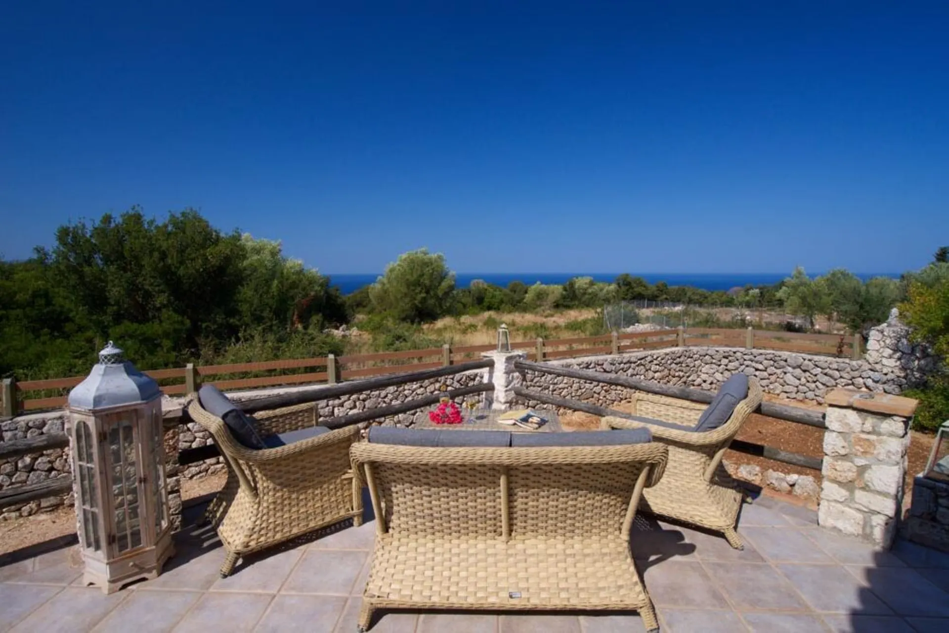 Aloni Cottages - Cottage Rigani Meerblick