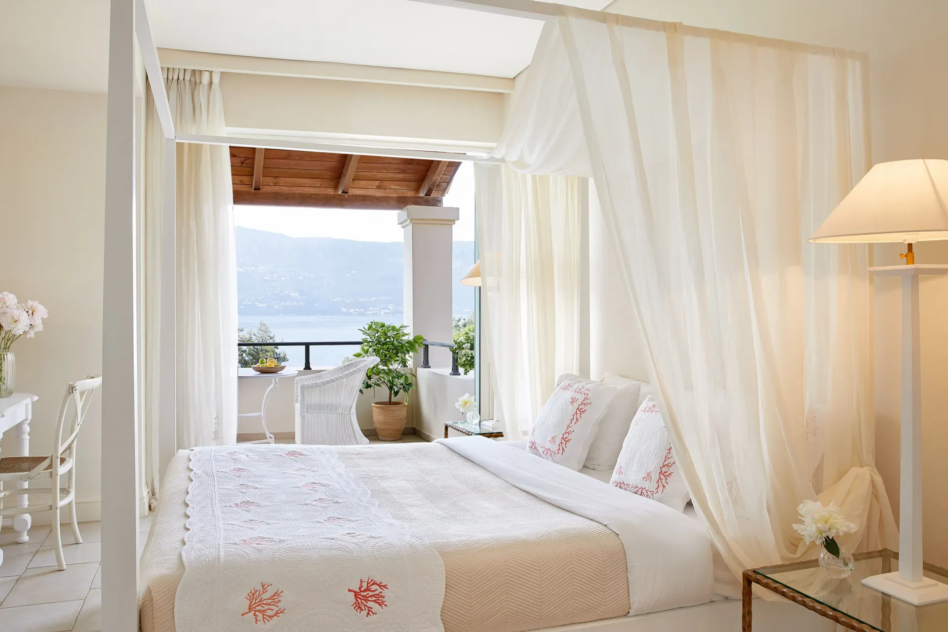 Grecotel Eva Palace - Bungalow Deluxe seitlicher Meerblick