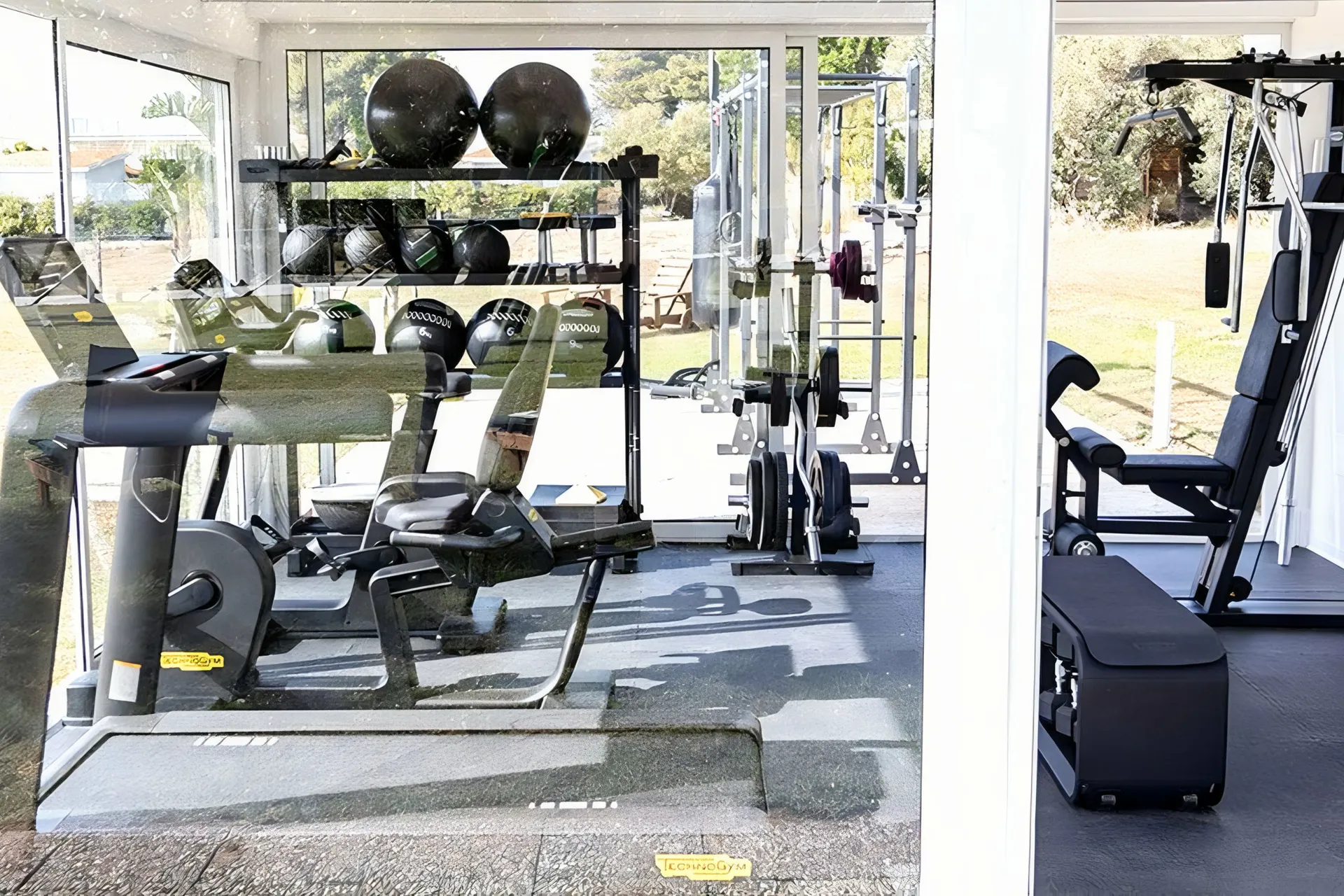 Hotel Midenza Suites  Residence