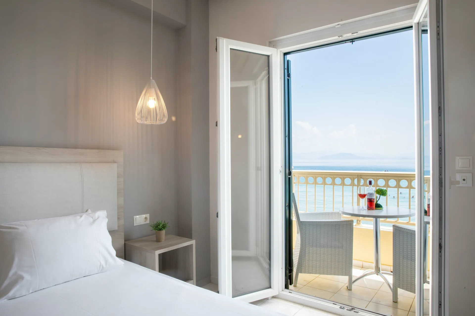 Hotel Rossis Beach - Doppelzimmer Superior Meerblick