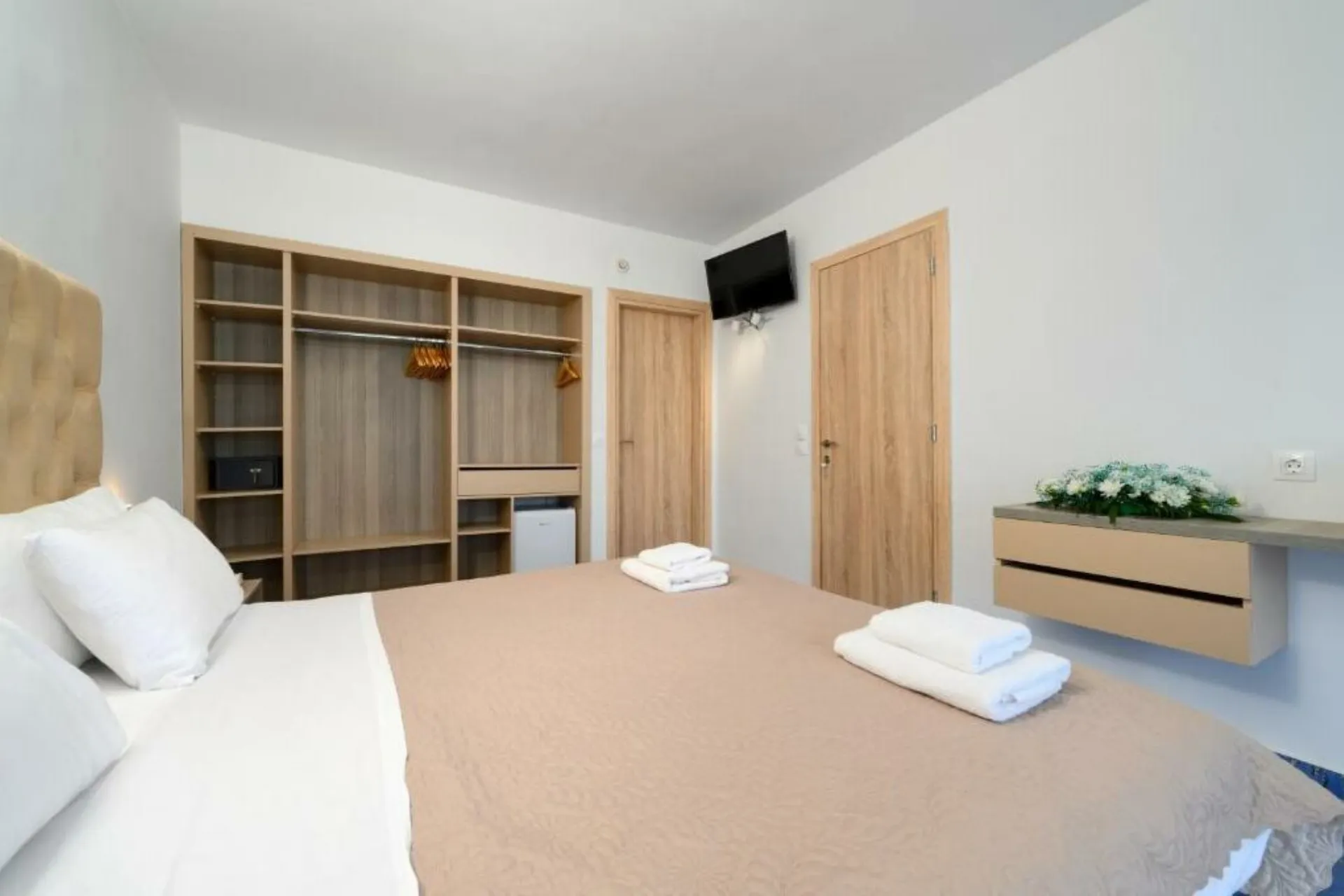 Ninos Grand Beach Hotel & Resort - Doppelzimmer Standard Meerblick