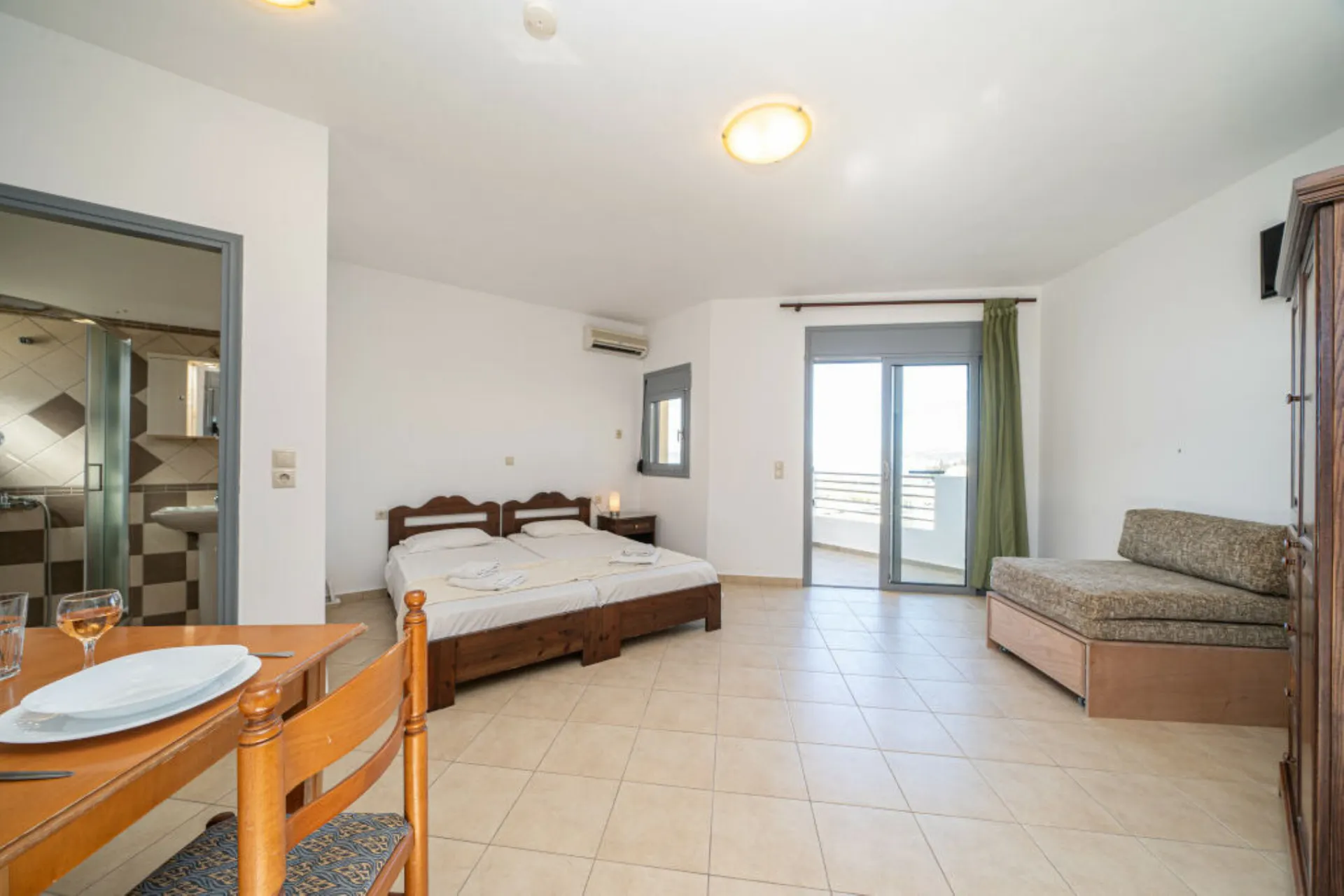 Aparthotel Aridas at the Beach - Studio B seitlicher Meerblick