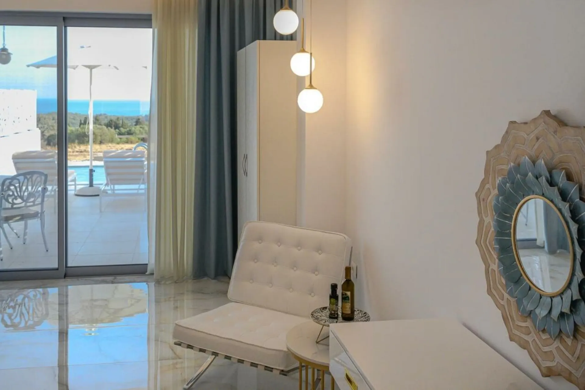 Dionysos Suites