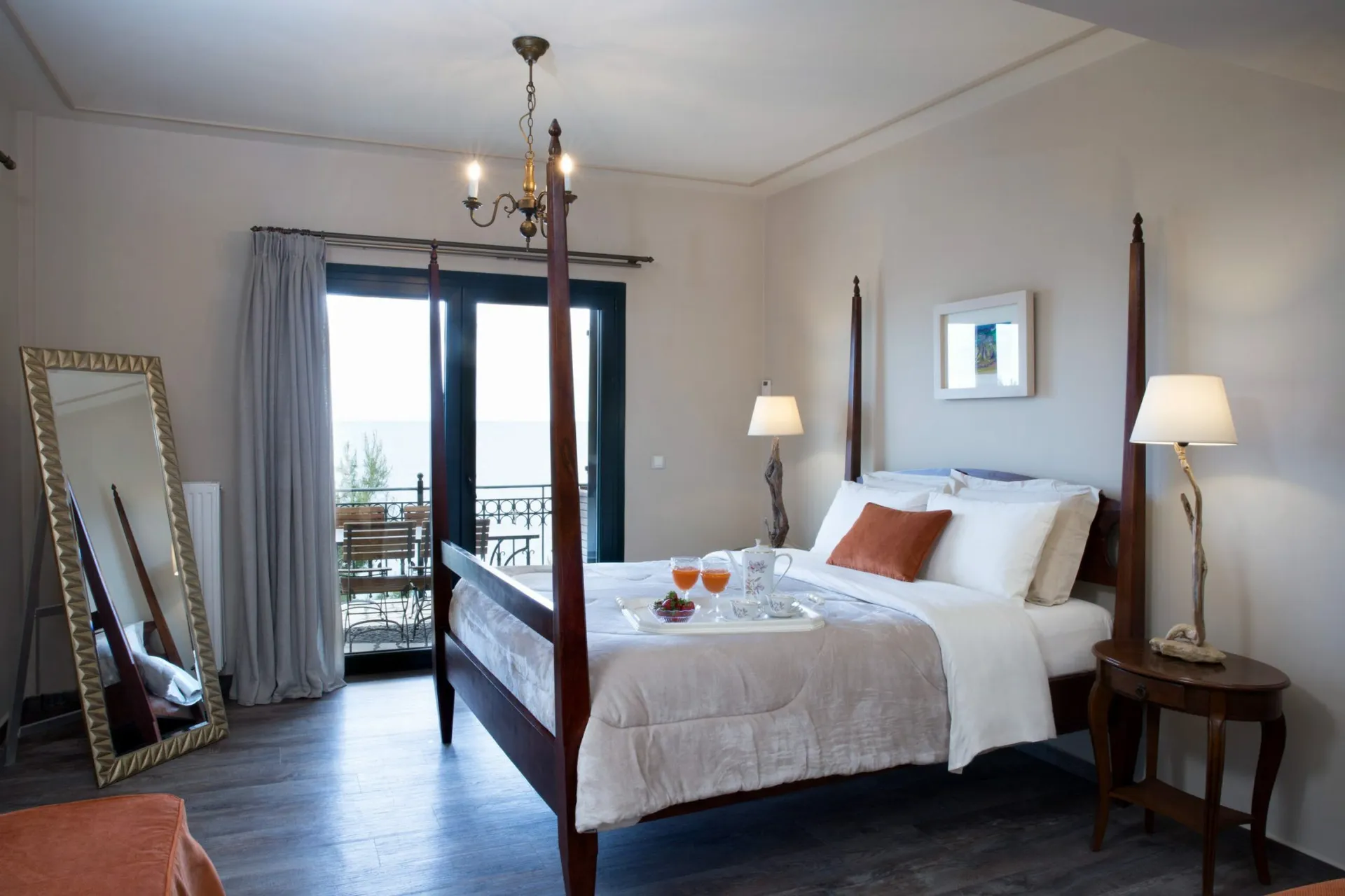 Avra Private Suite - Suite Doris Meerblick