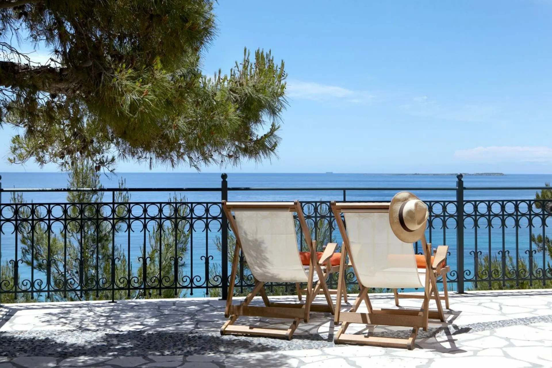 Avra Private Suite - Suite Doris Meerblick