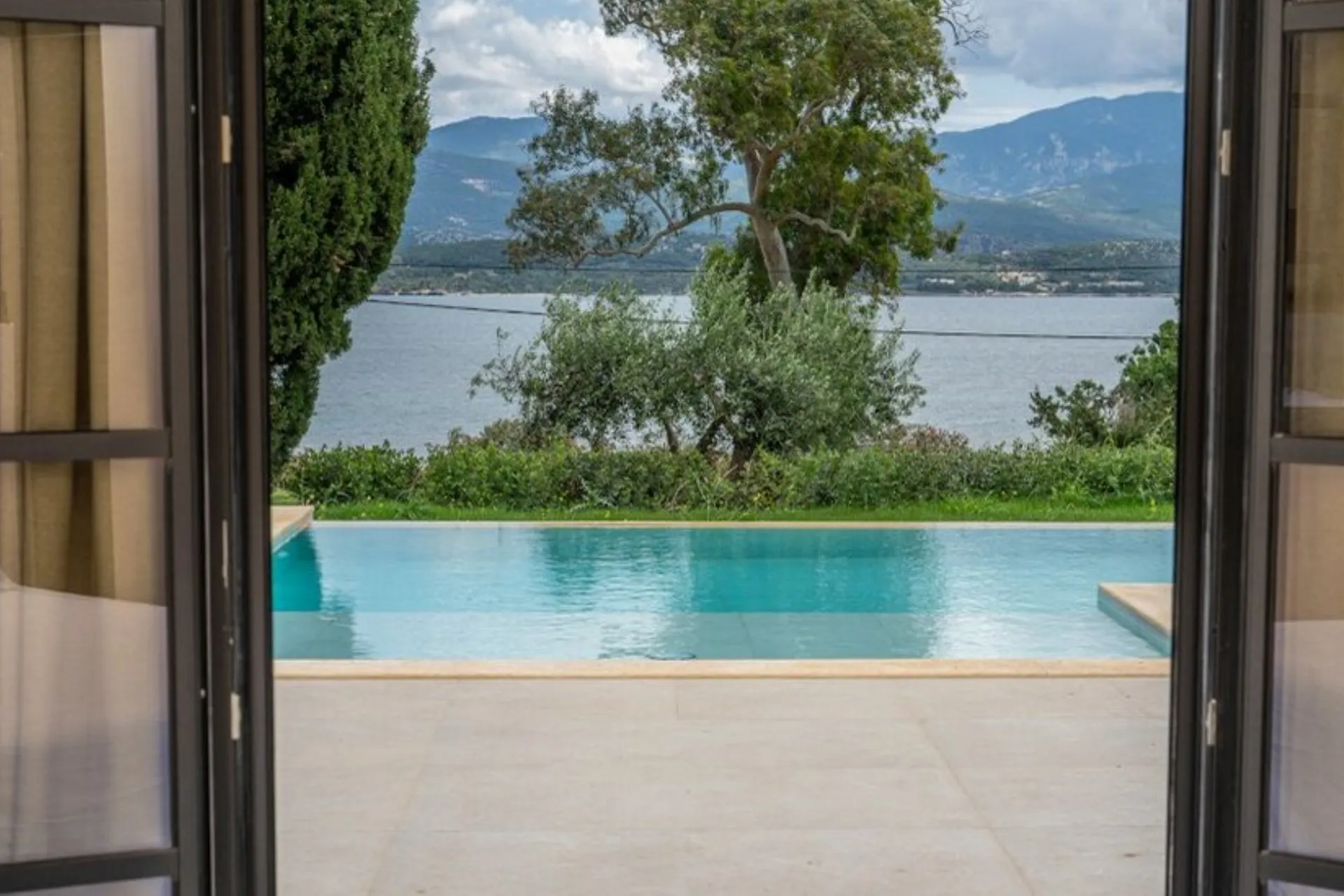 Villen Riva Rossa - Villa Semeli