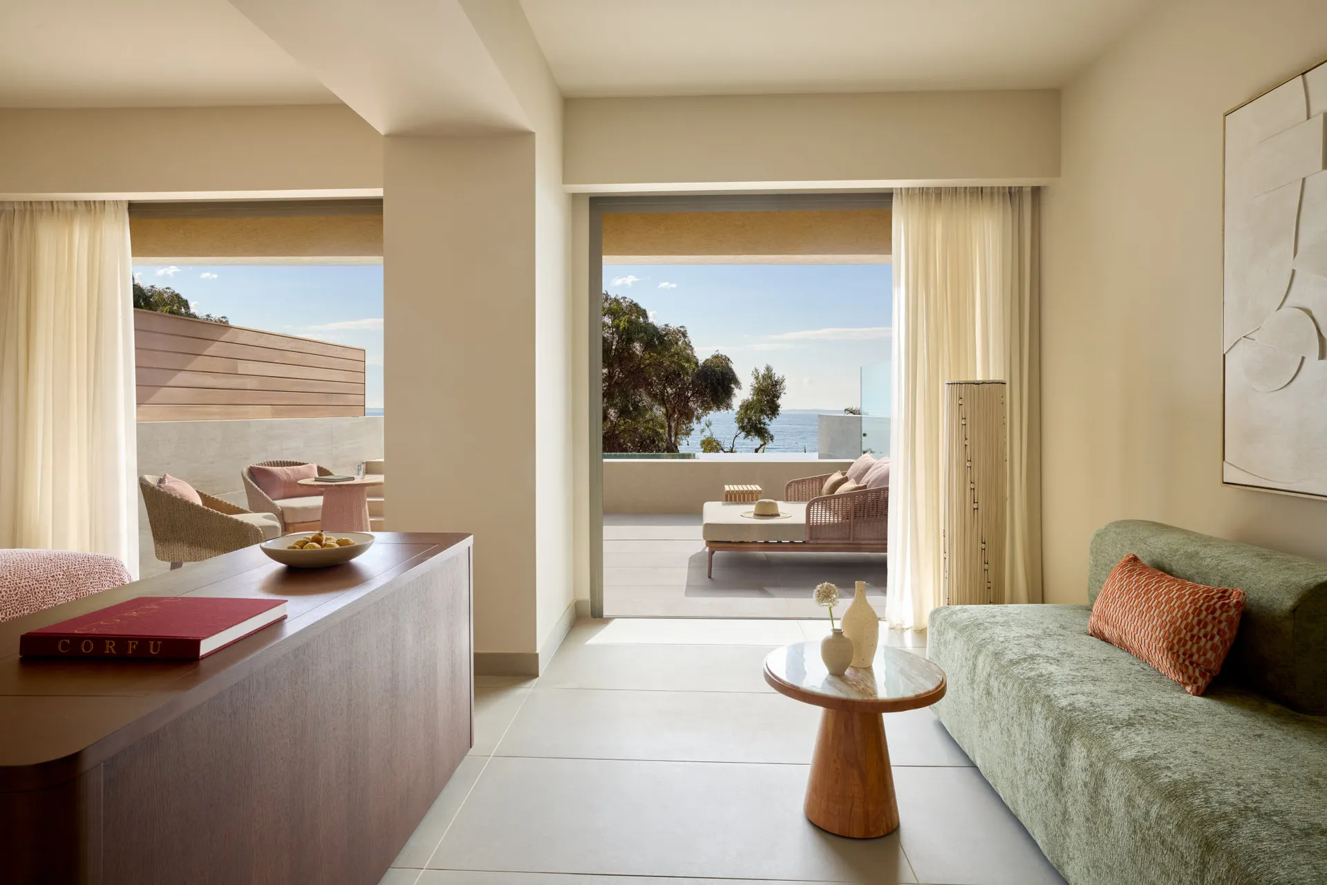 Avali, Mar-Bella Collection - Junior Suite Privatpool Meerblick