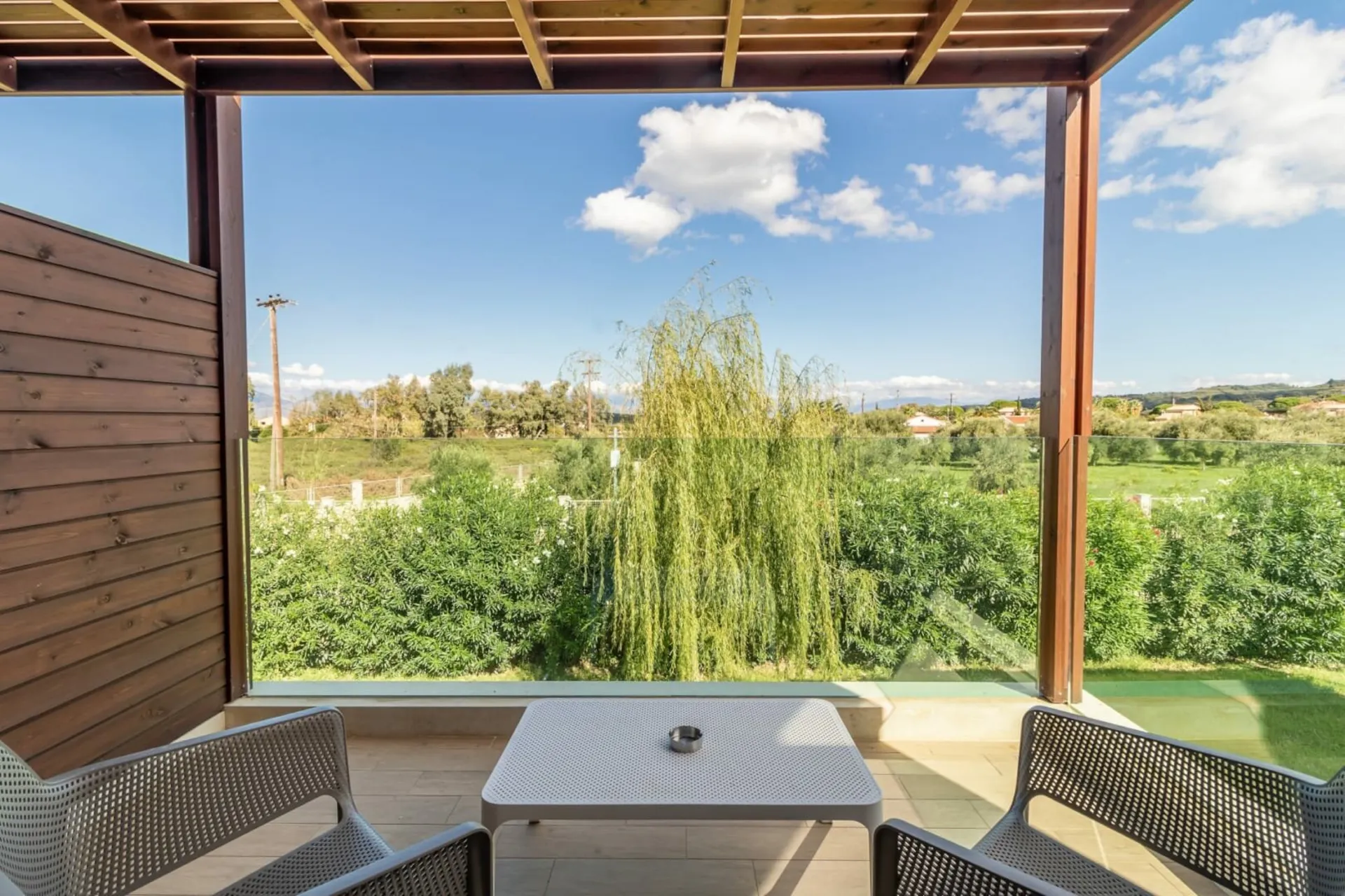 Almyros Beach Resort & Spa - Junior Suite