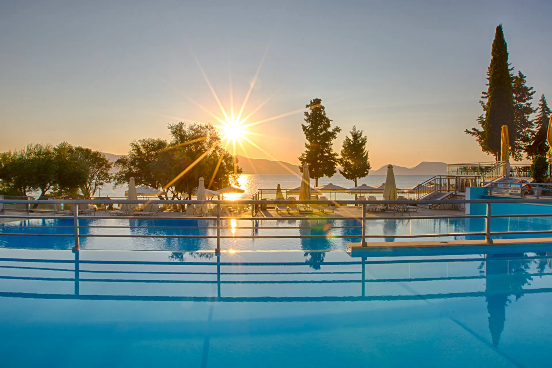 Porto Galini Seaside Resort & Spa