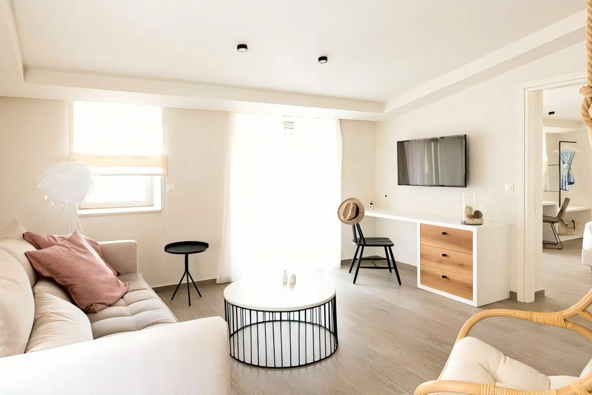 Hotel Anemolia  Stylish Suites