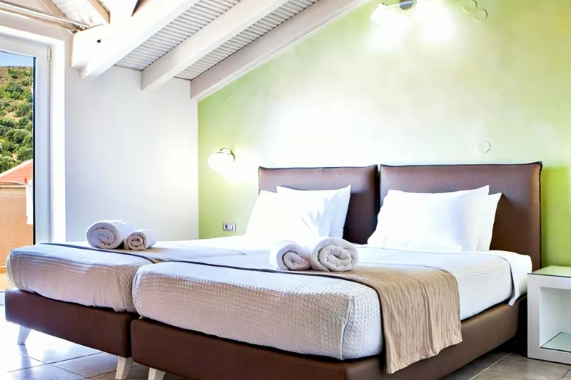 NOTOS STUDIOS  APPTS Anr Do EG