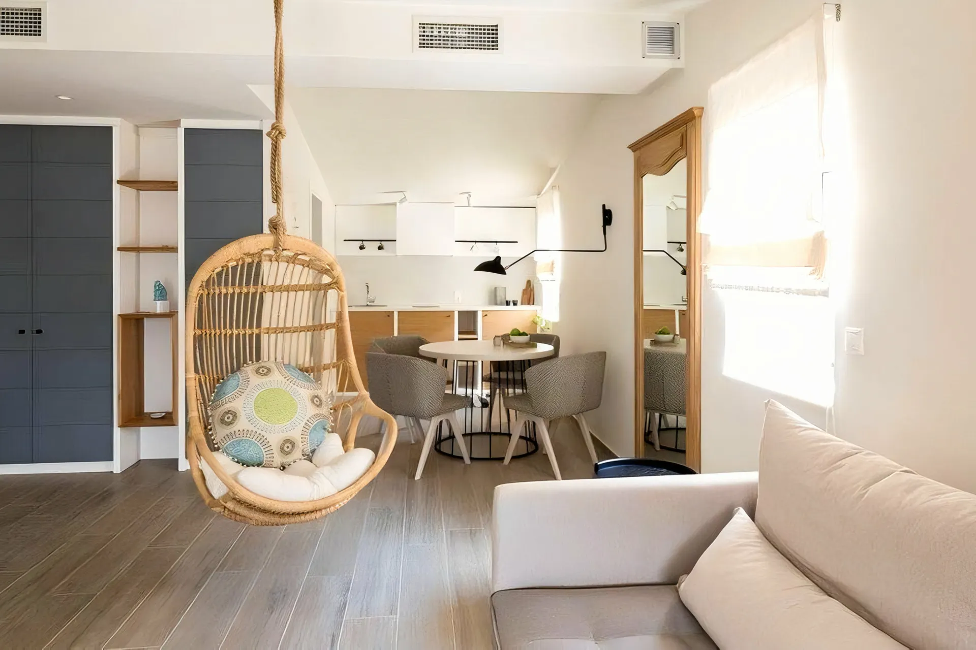 Hotel Anemolia  Stylish Suites