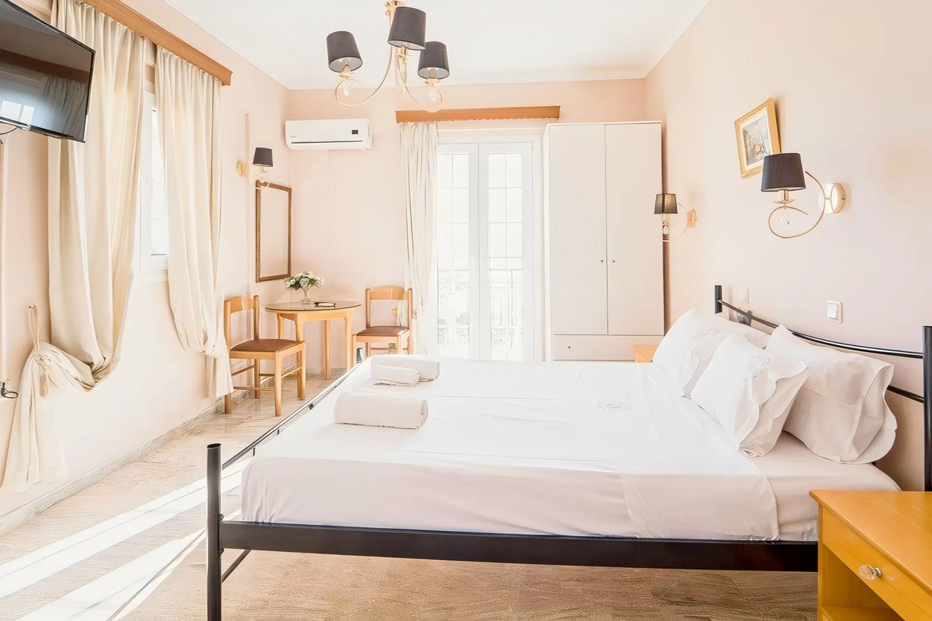 Aparthotel Stellatos House