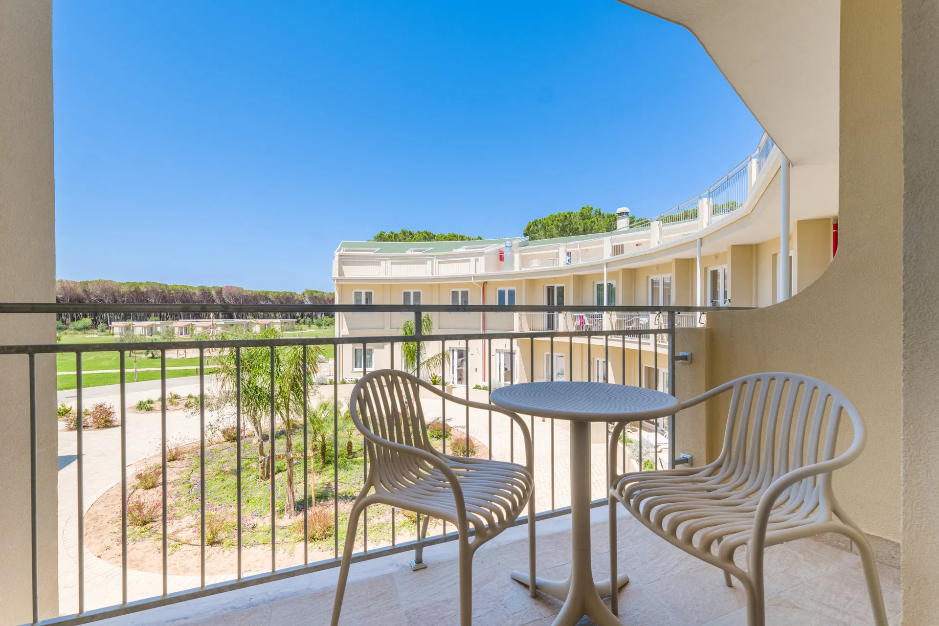 Caladune Resort - Dreibettzimmer