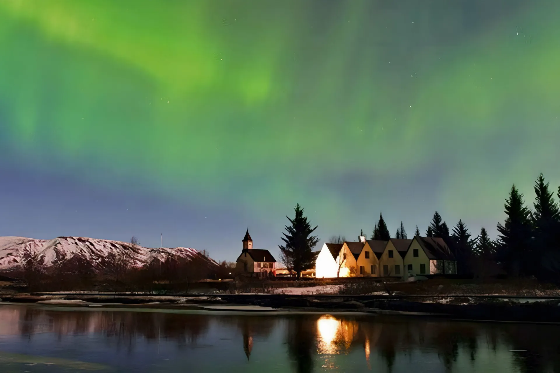 Geführte Rundreise Nordlichter und heiße Quellen