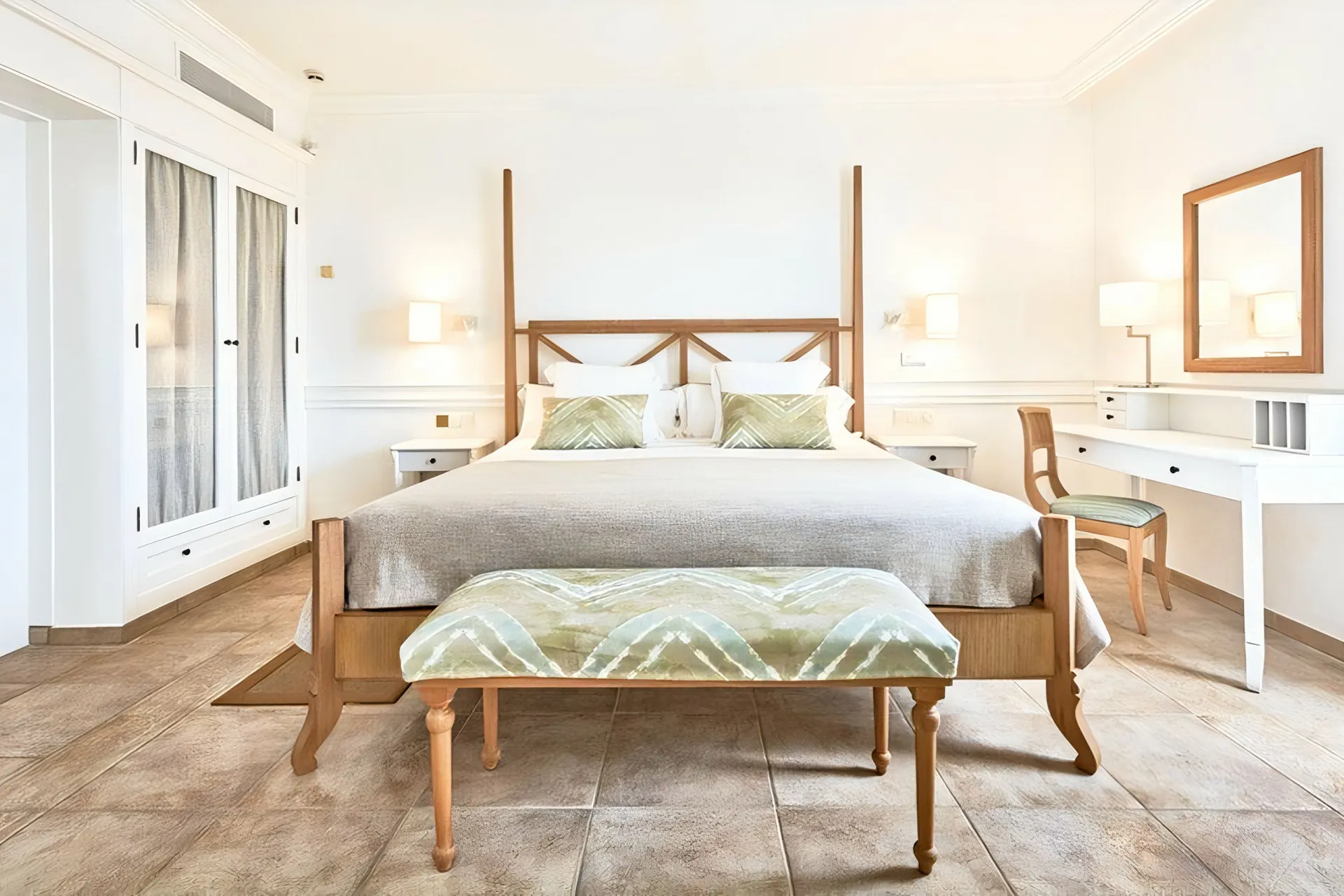 Insotel Punta Prima Prestige Suites  Spa