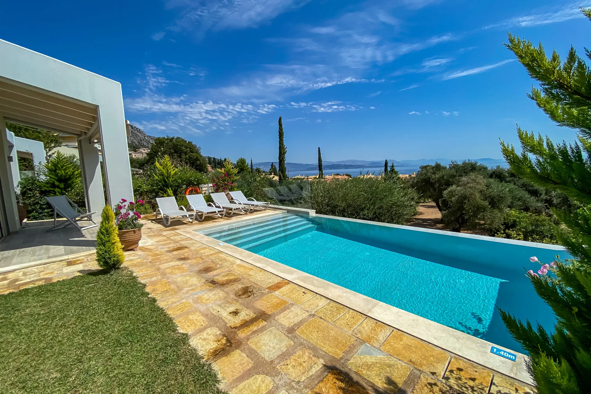 La Riviera Barbati - Villa mit Privatpool (2 Schlafzimmer)