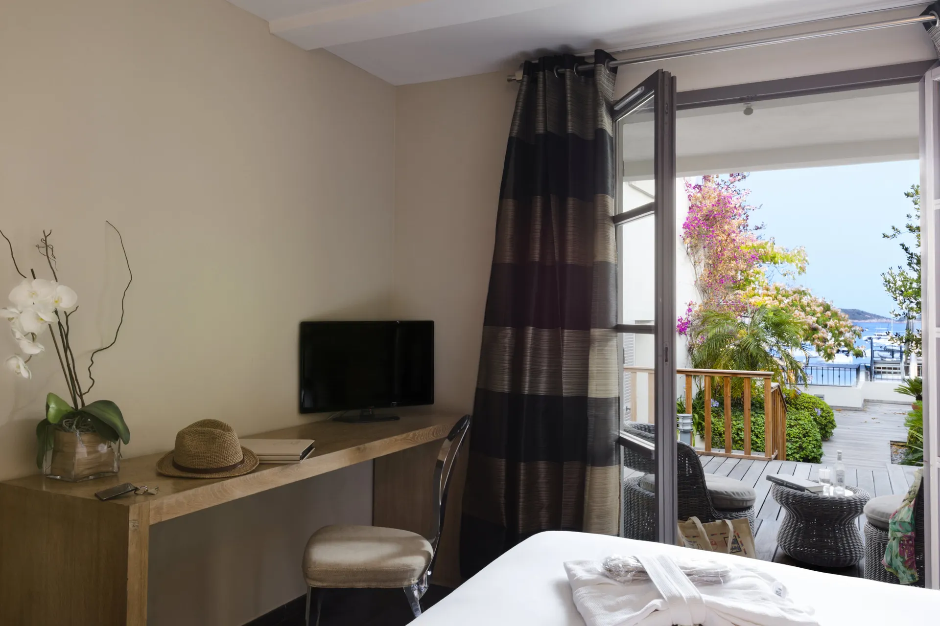 Hotel Le Pinarello - Doppelzimmer Standard Gartenblick