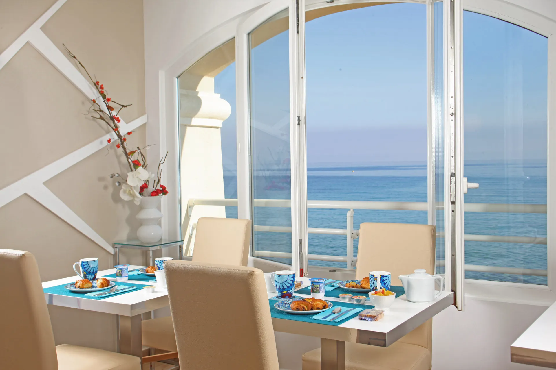 Hotel Beau Rivage