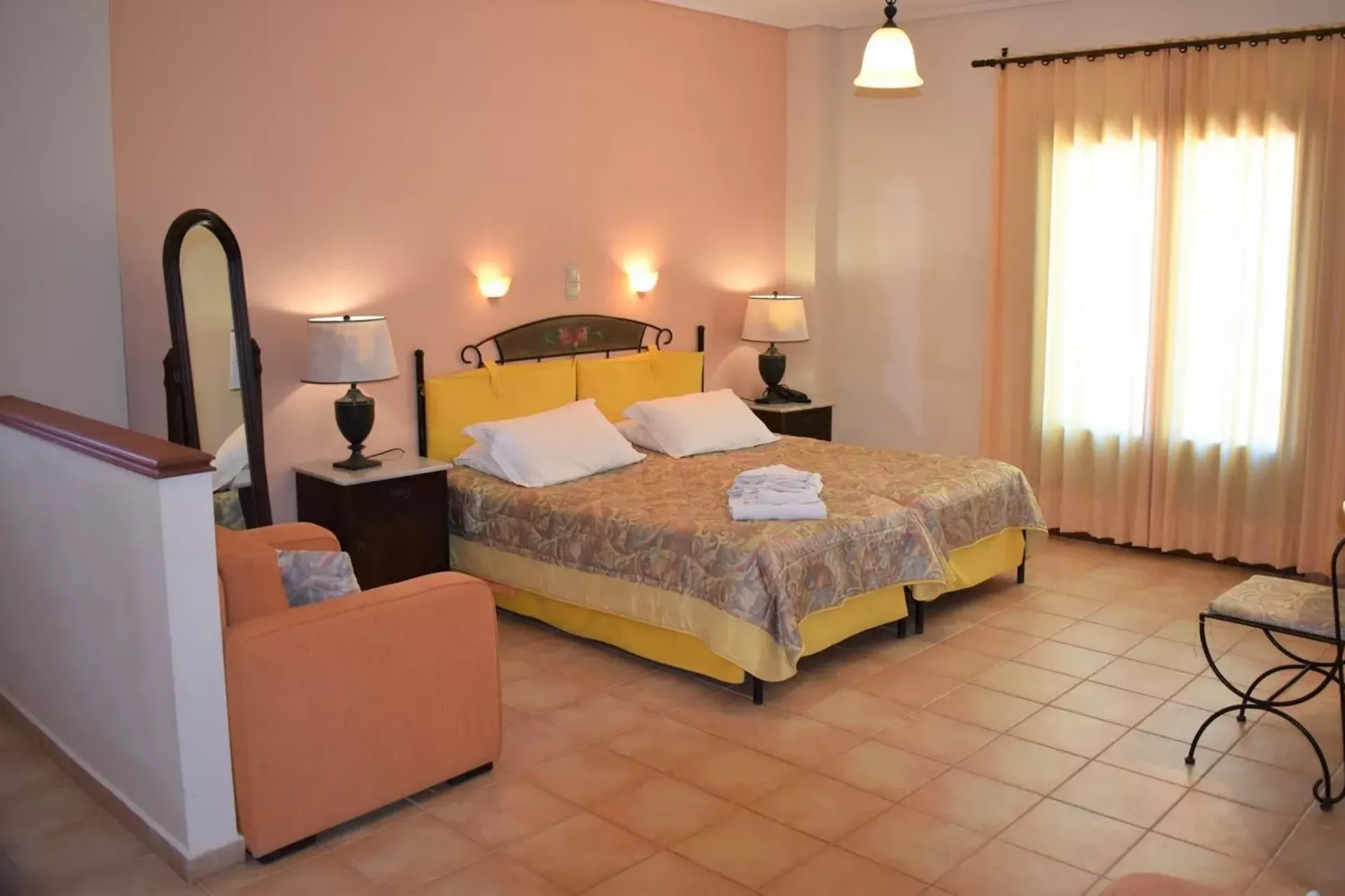 Melidron - Doppelzimmer Gartenblick