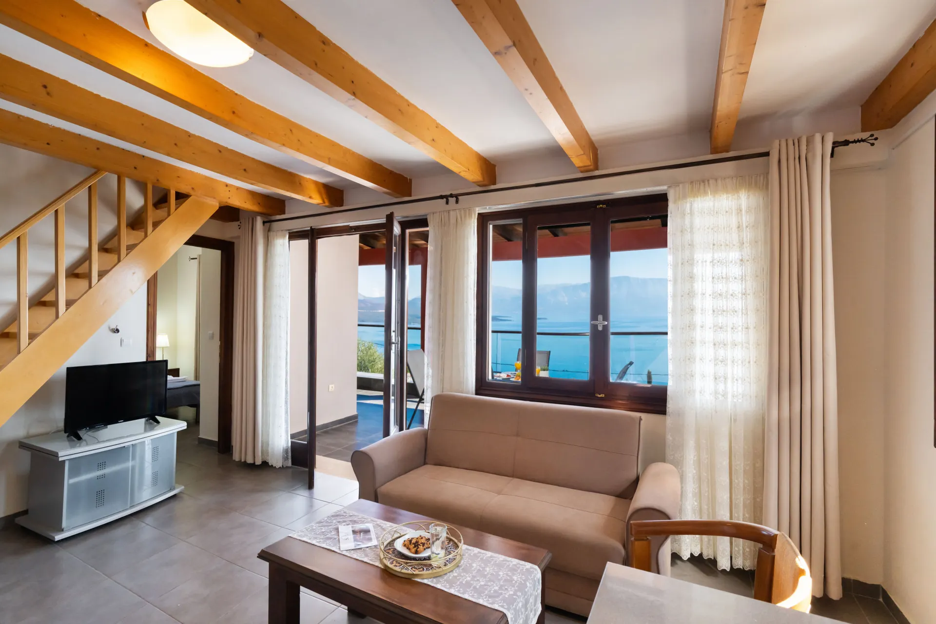 Ionian Fos Apartments - Maisonette