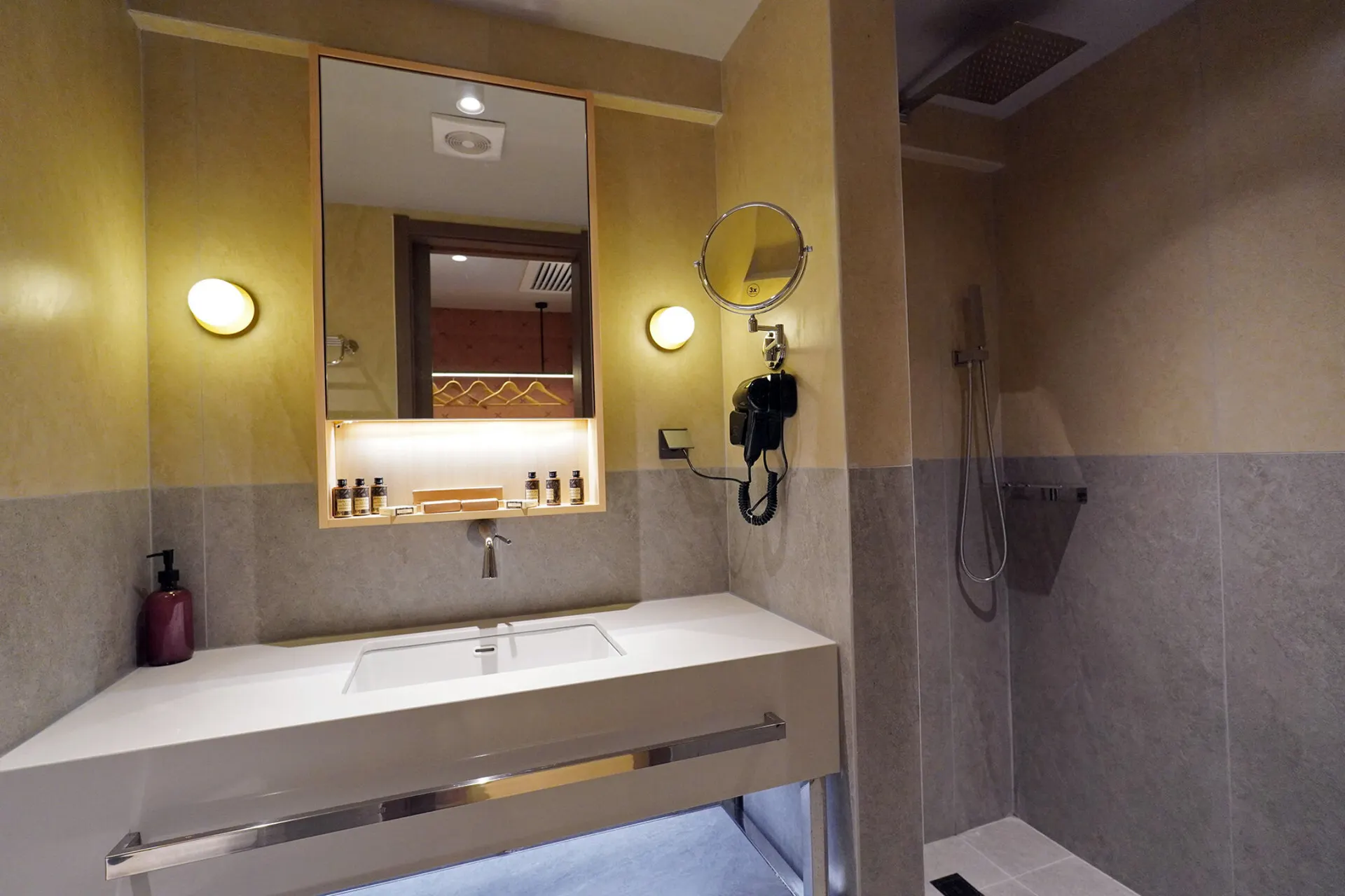 Ionian Crown Suites