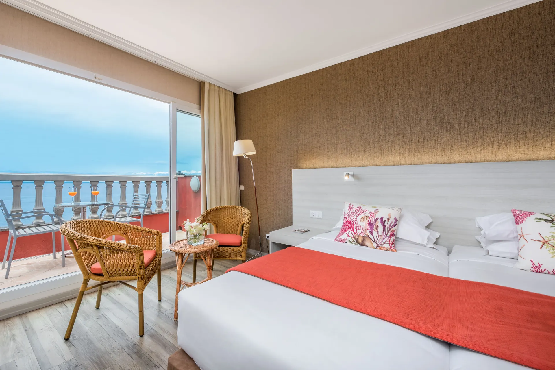 Enotel Sunset Bay - Doppelzimmer Meerblick mit Balkon