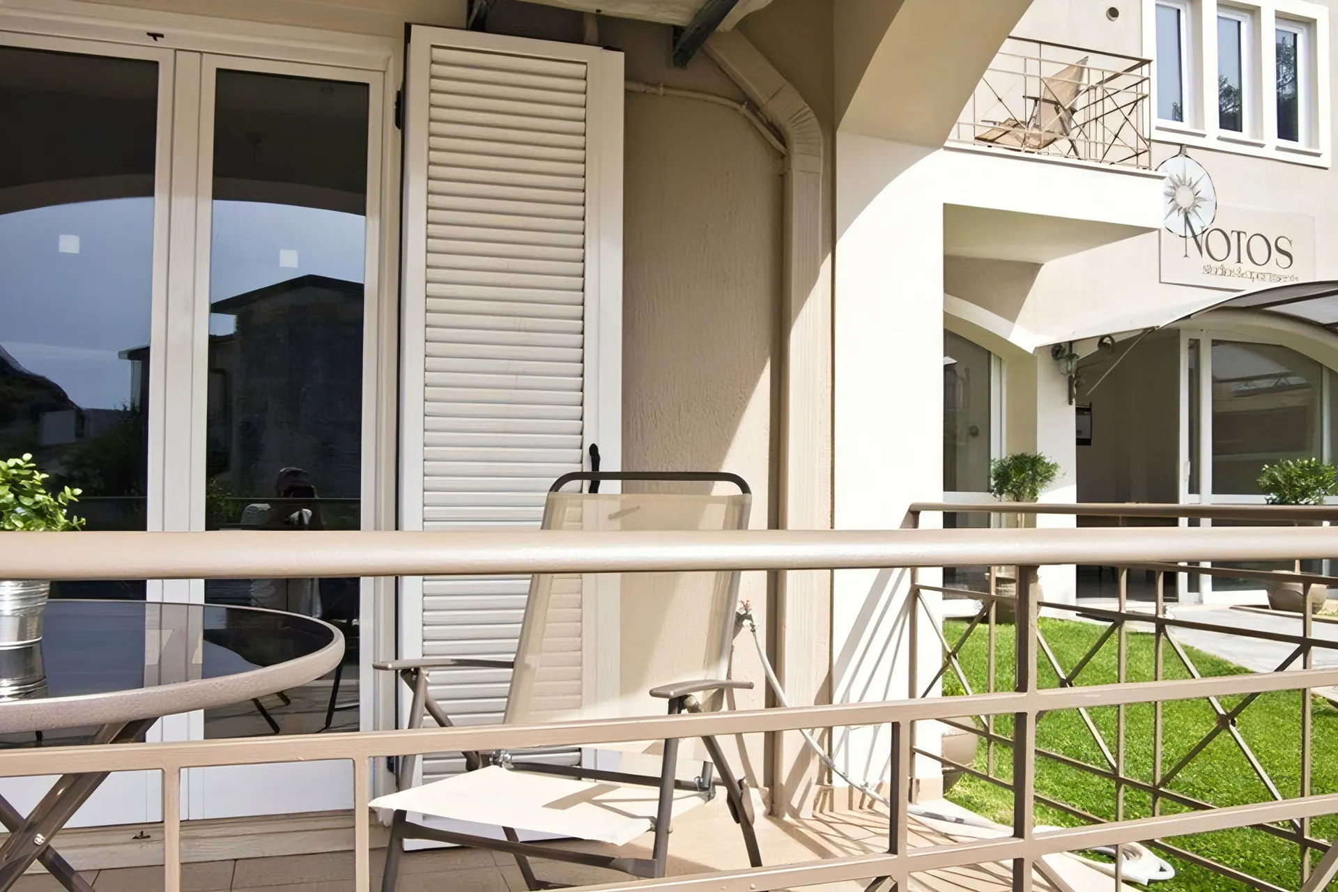 NOTOS STUDIOS  APPTS Anr Do EG