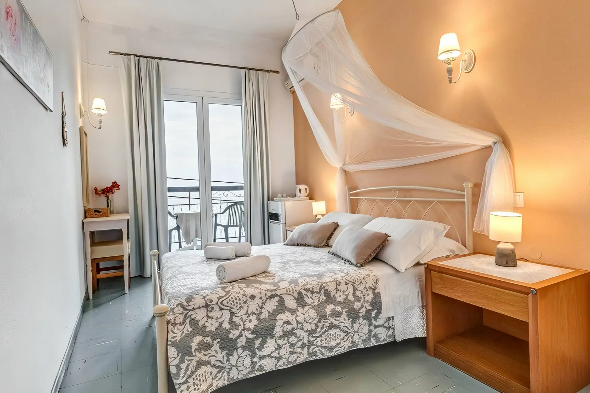 Hotel Eros Beach