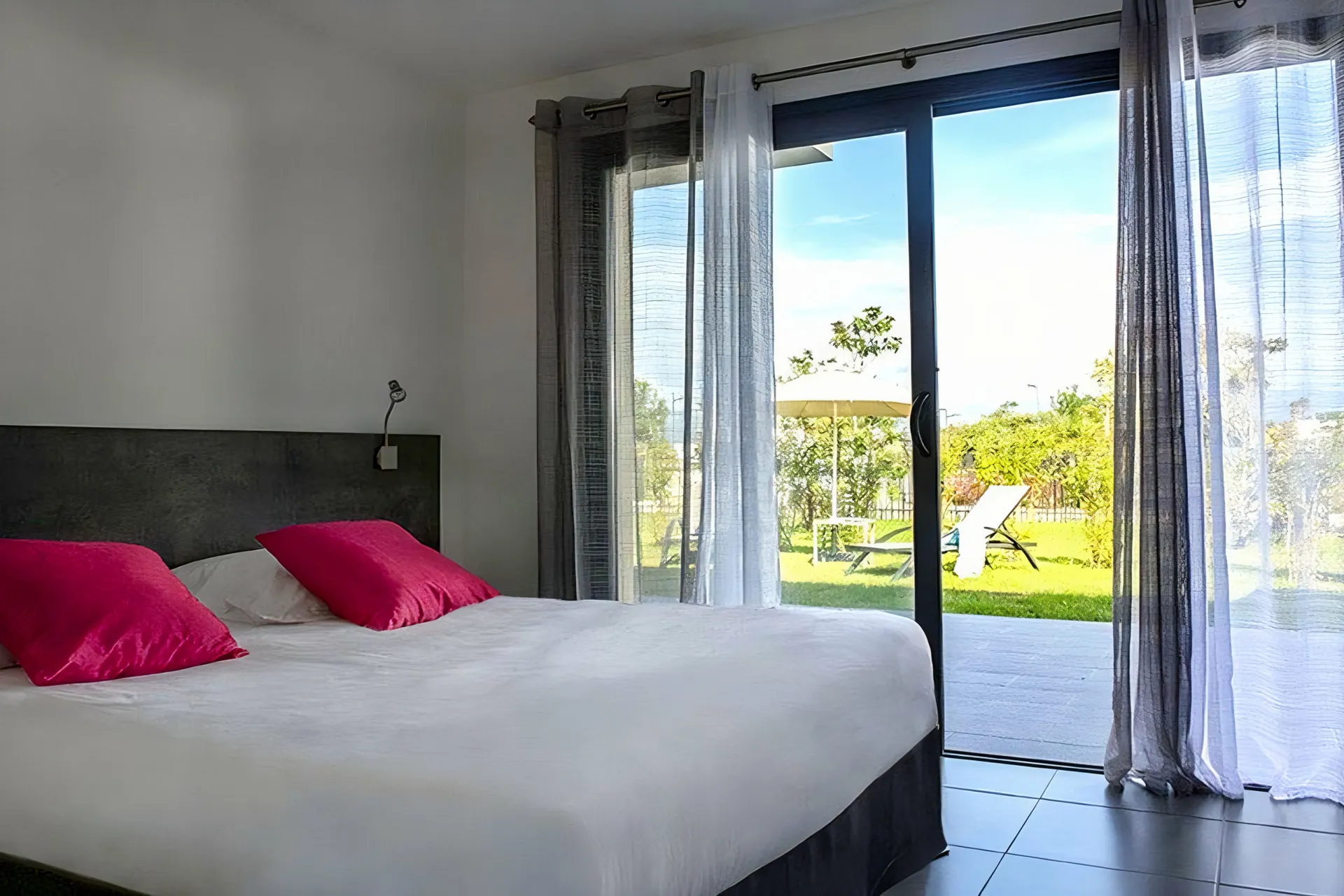 Aparthotel Suite Home