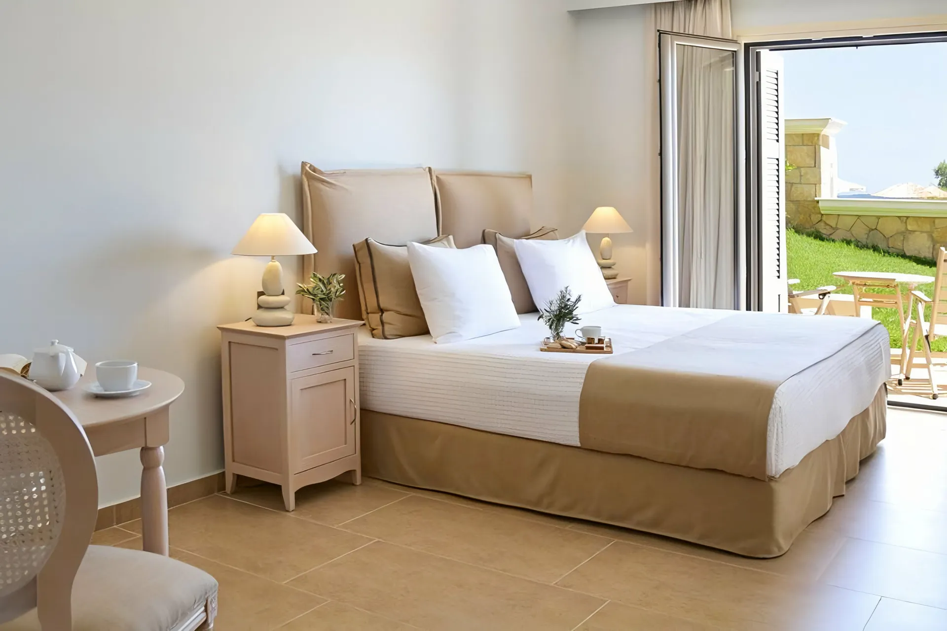 BOUTIQUE HOTEL Costa Rossa EG Do