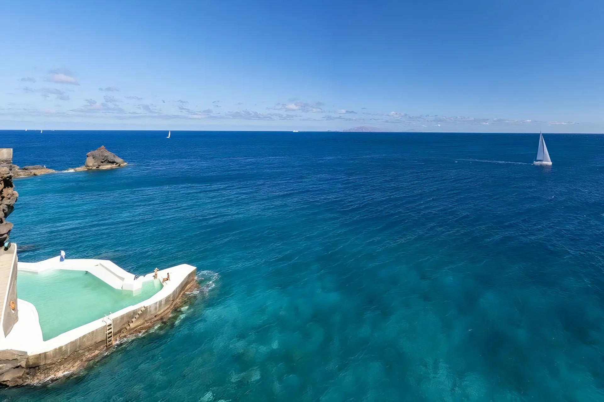 Albatroz Beach  Yacht Club