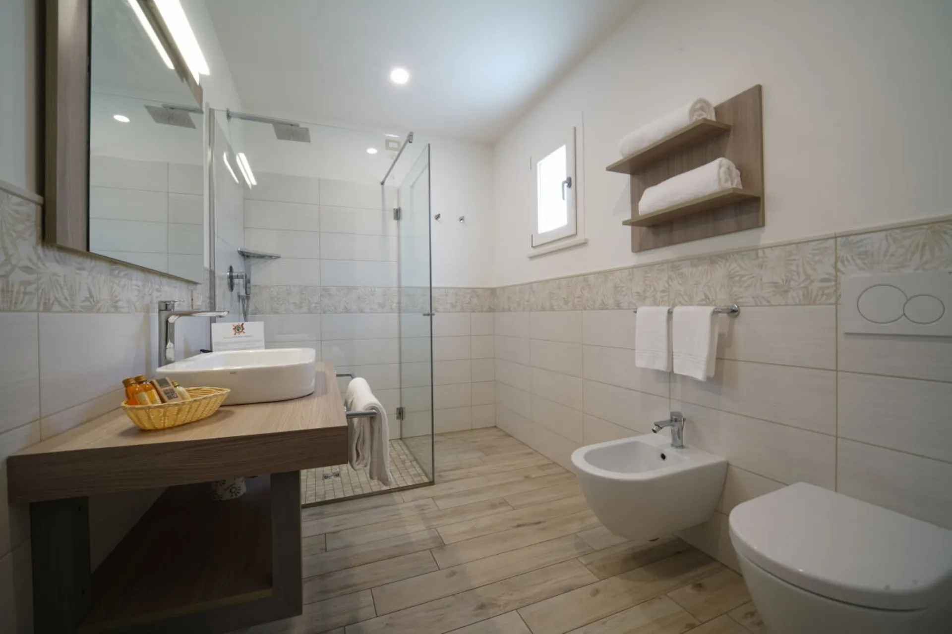 Hotel Baia del Godano Resort & Spa - Doppelzimmer Prestige Meerblick