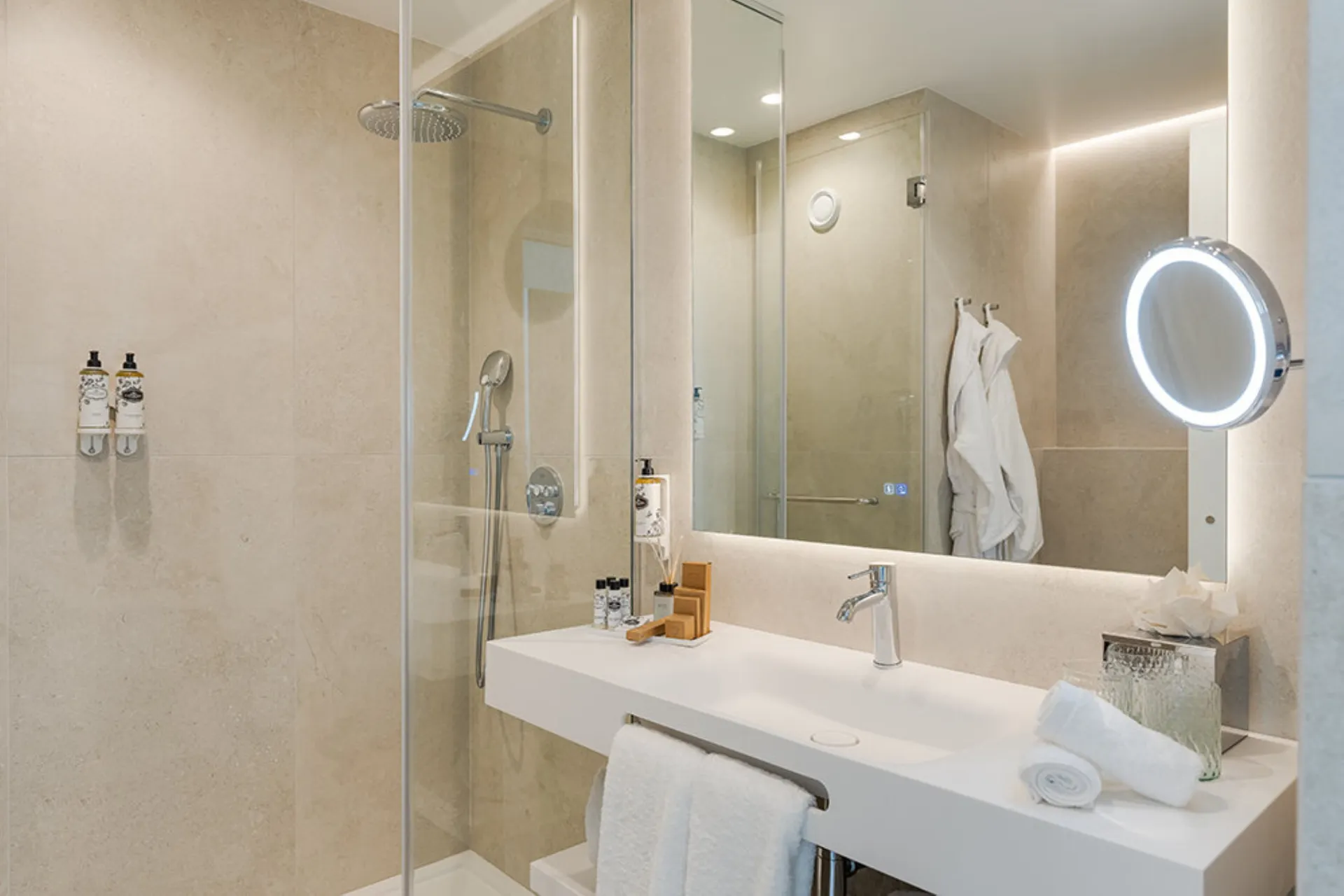 The Editory Ocean Way Funchal - Doppelzimmer Meerblick