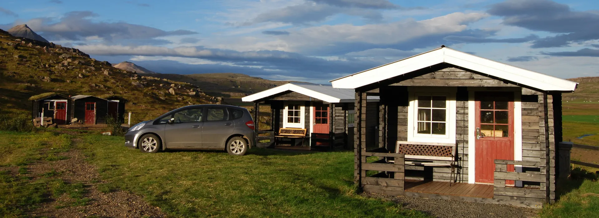 Typische Hüttenunterkünfte auf Island